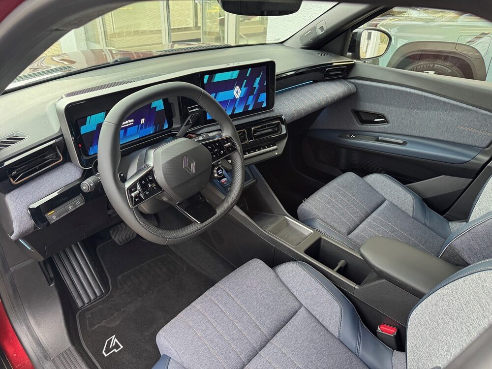 Renault R4 E-Tech Comfort Range techno